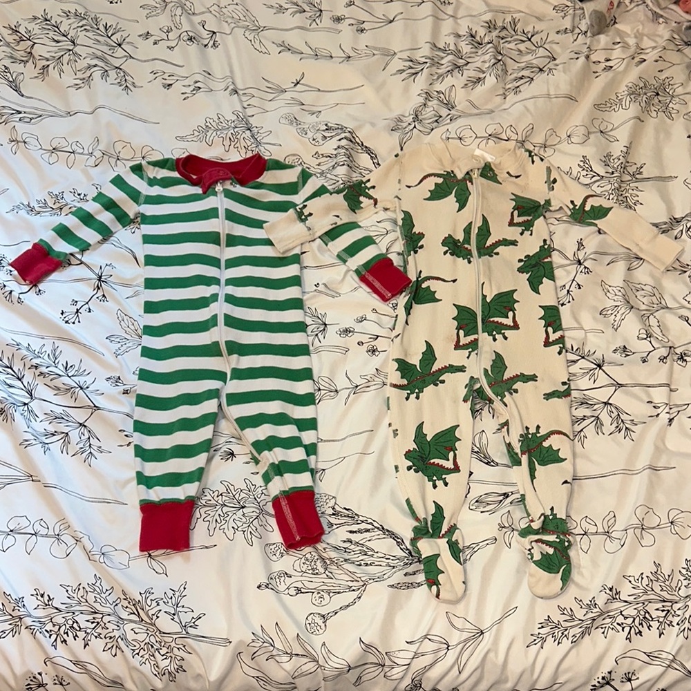 2 Hanna Anderson Pajamas size 6-12 months